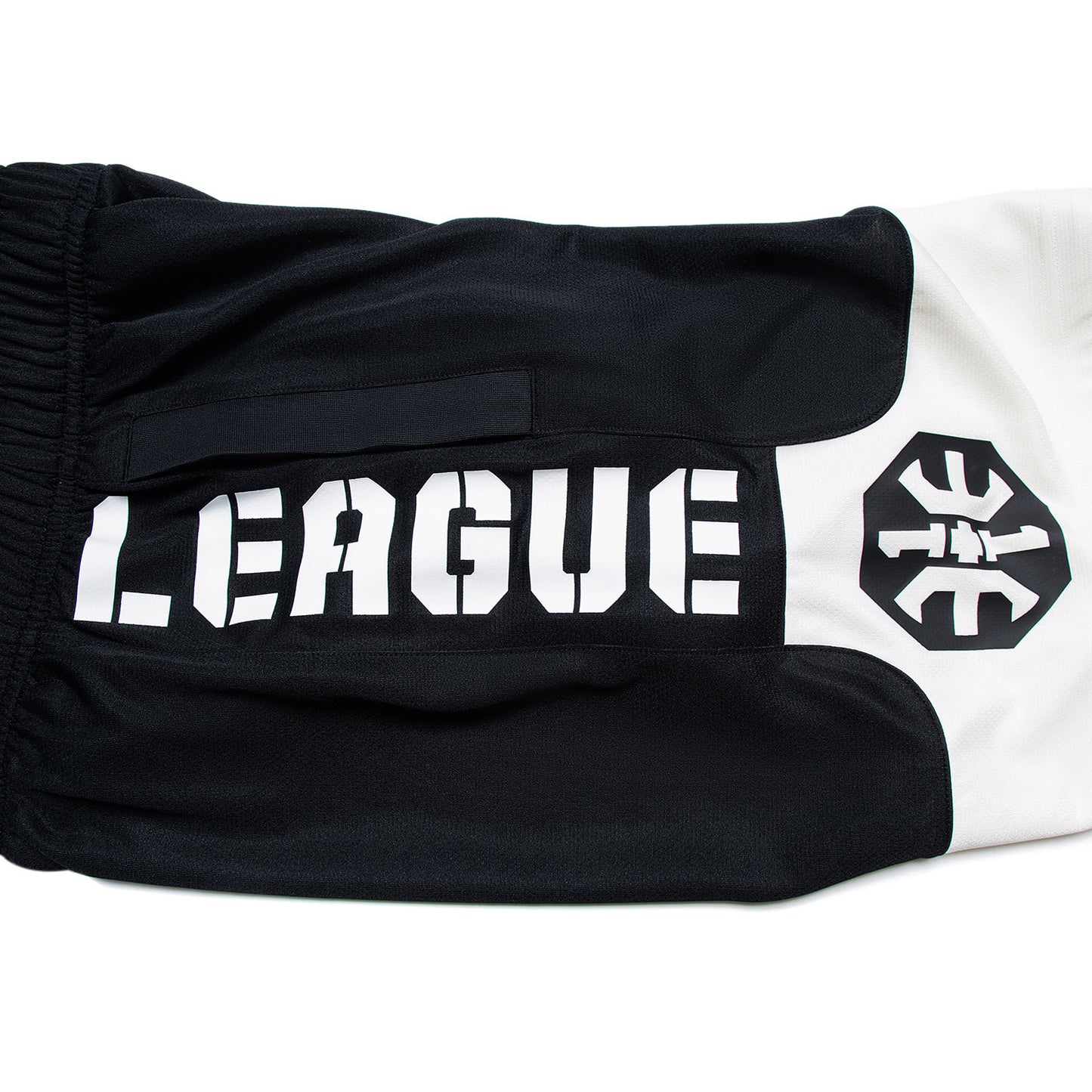 Unisex Basketball-Short "Anti-Warrior" Badfive BIG Schwarz-Weiß - AAPT045-1