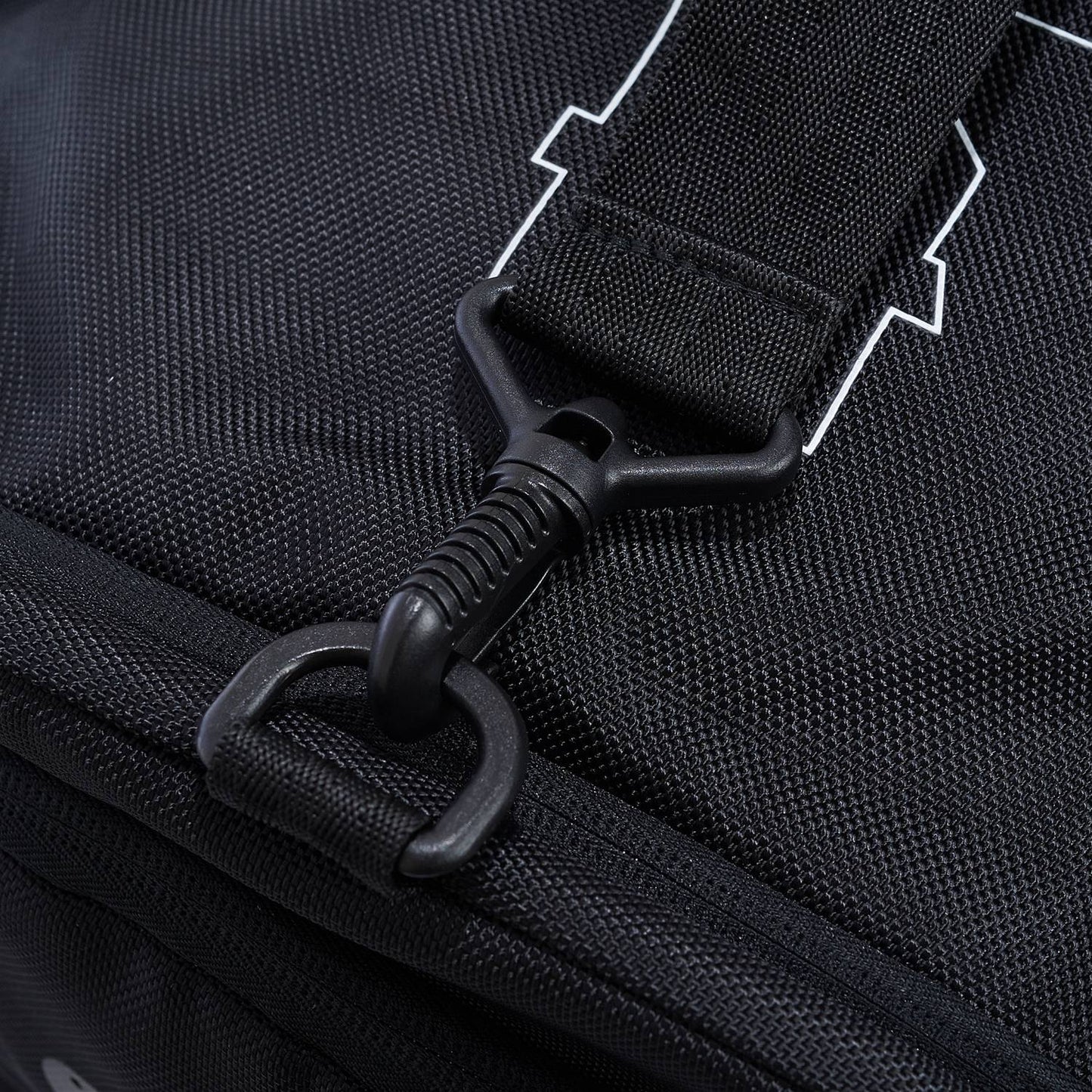 Tischtennis Sporttasche National-Team-Design- schwarz - ABLT007-1